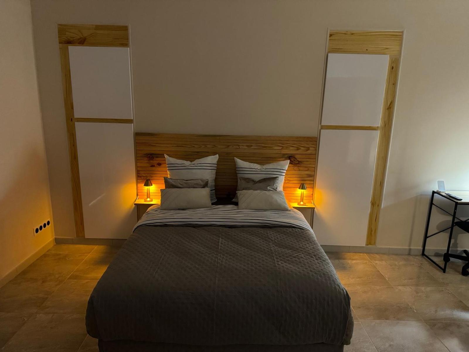 Appartement Luxe 坎佩尔 外观 照片